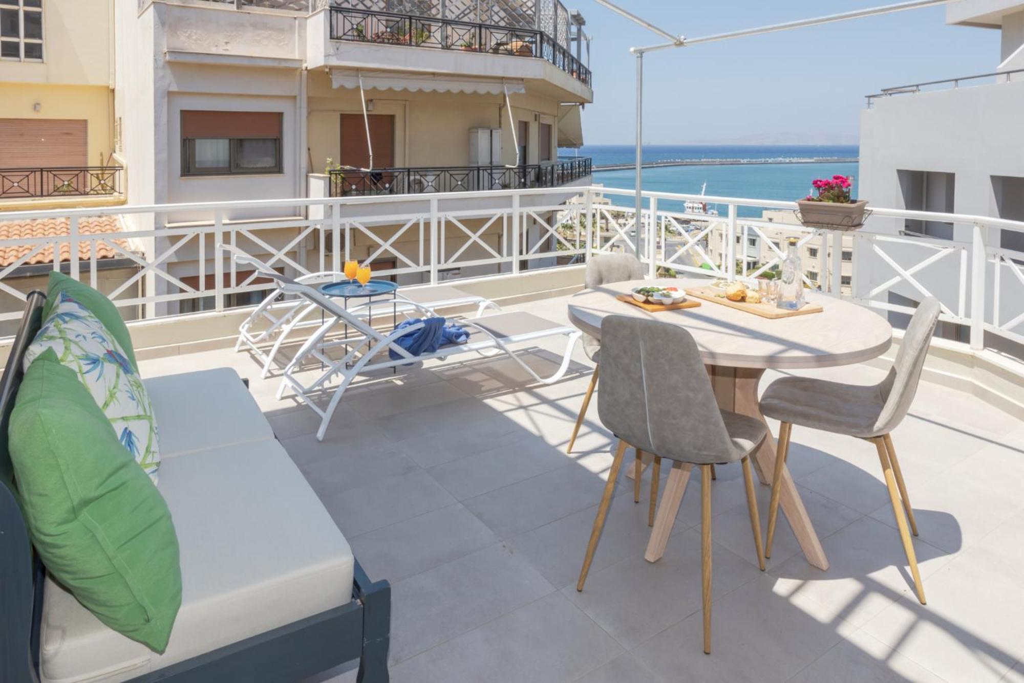 Appartement Chic, Downtown, Penthouse W Sundeck And Seaview à Héraklion Extérieur photo
